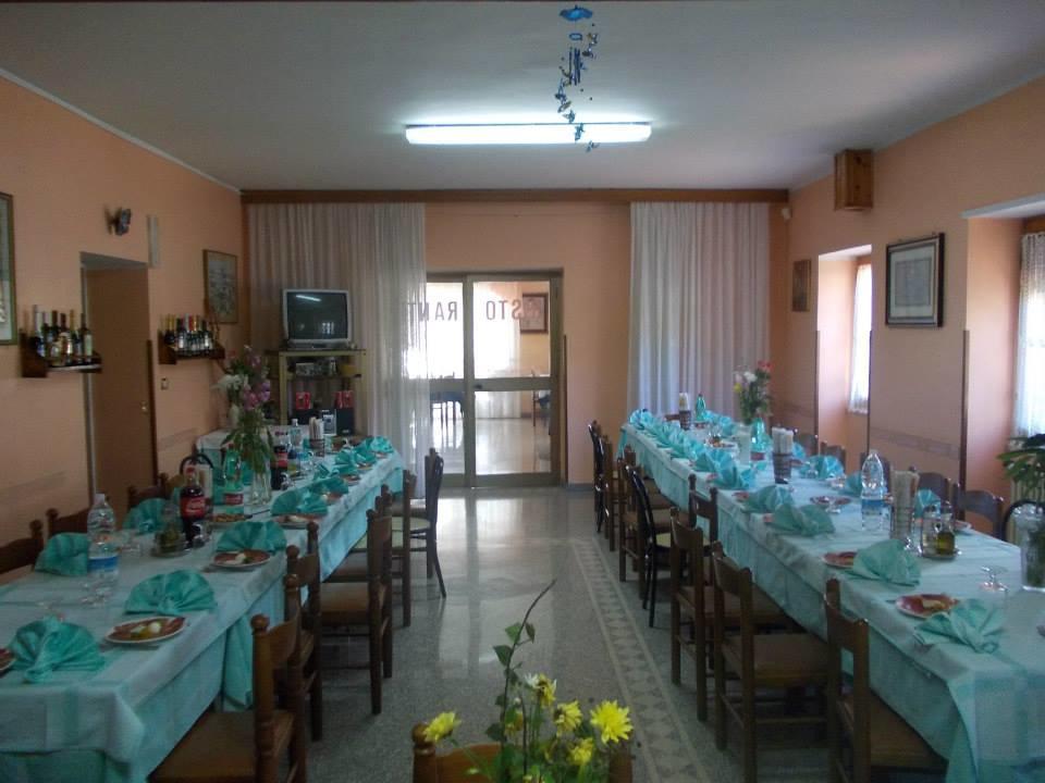 La Lucciola Albergo Ristorante Tagliacozzo Eksteriør billede